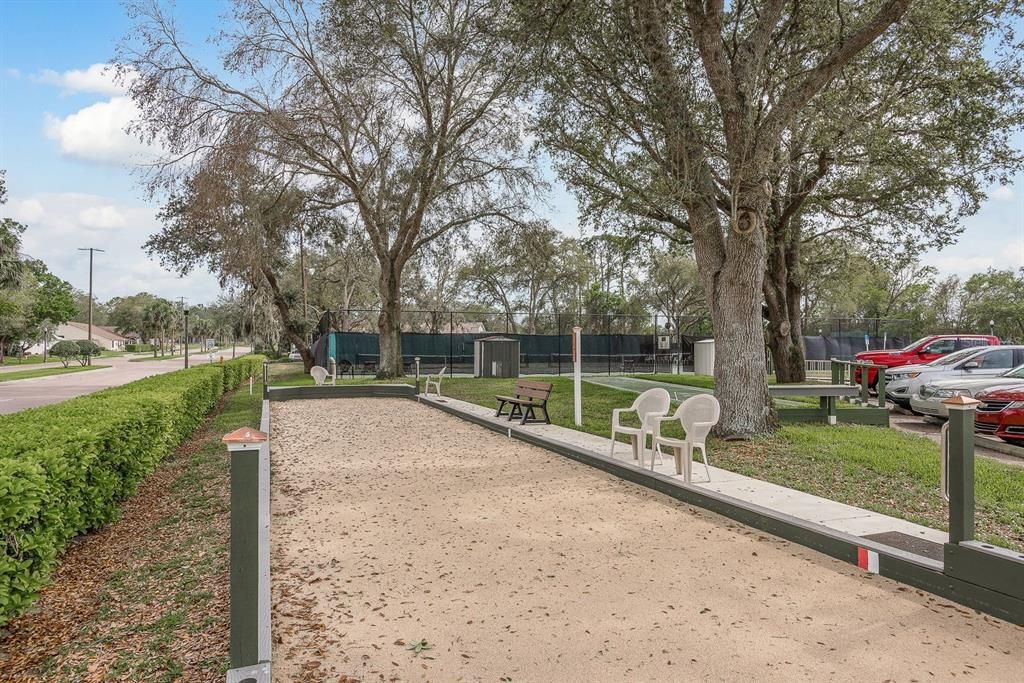 For Sale: $349,000 (2 beds, 2 baths, 1824 Square Feet)