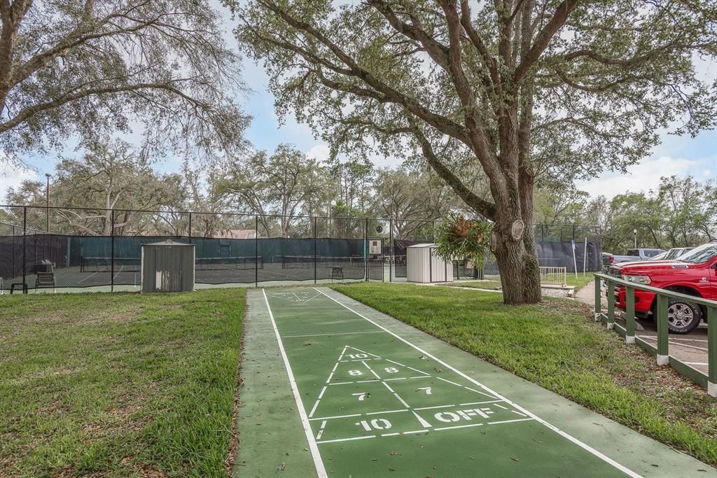For Sale: $349,000 (2 beds, 2 baths, 1824 Square Feet)