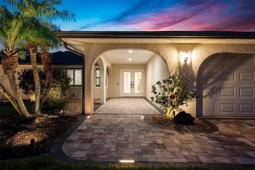 En Venta: $890,000 (3 camas, 2 baños, 2758 Pies cuadrados)