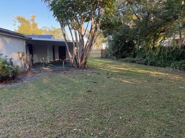 En Venta: $925,000 (4 camas, 2 baños, 2552 Pies cuadrados)