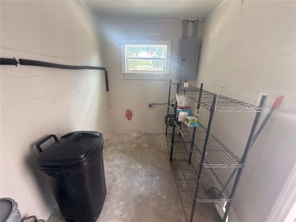 En Renta: $1,495 (3 camas, 1 baños, 1285 Pies cuadrados)