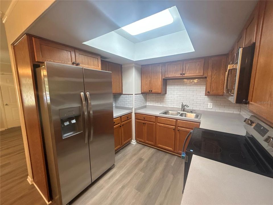 En Renta: $1,495 (3 camas, 1 baños, 1285 Pies cuadrados)