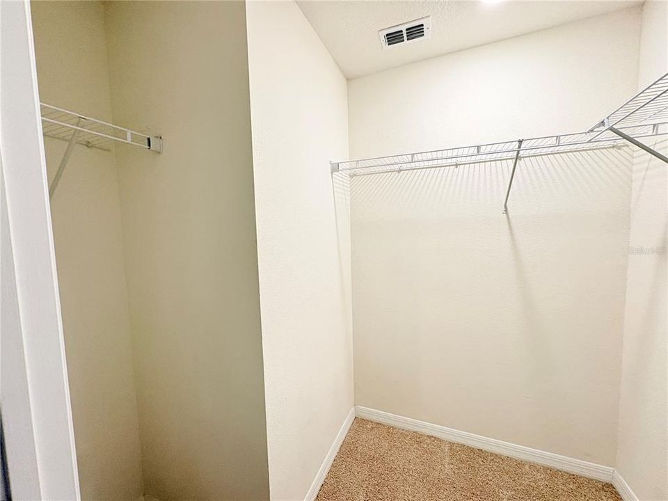 En Renta: $1,900 (3 camas, 2 baños, 1569 Pies cuadrados)