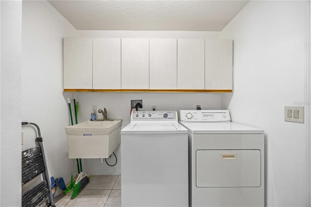 En Venta: $550,000 (3 camas, 2 baños, 1549 Pies cuadrados)