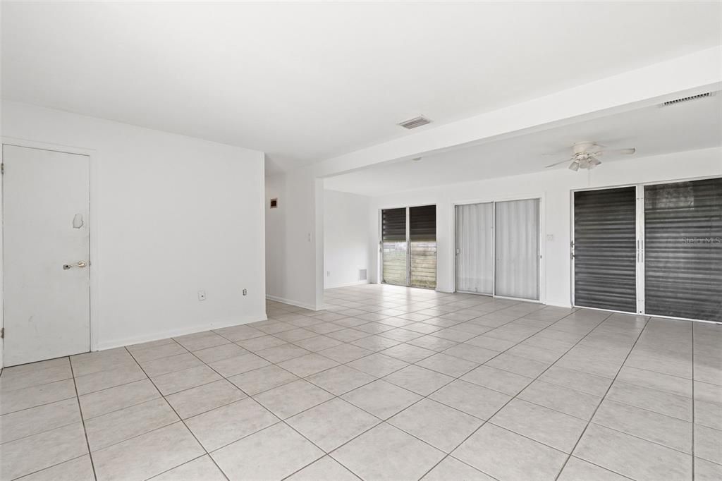 For Sale: $199,900 (3 beds, 1 baths, 1195 Square Feet)