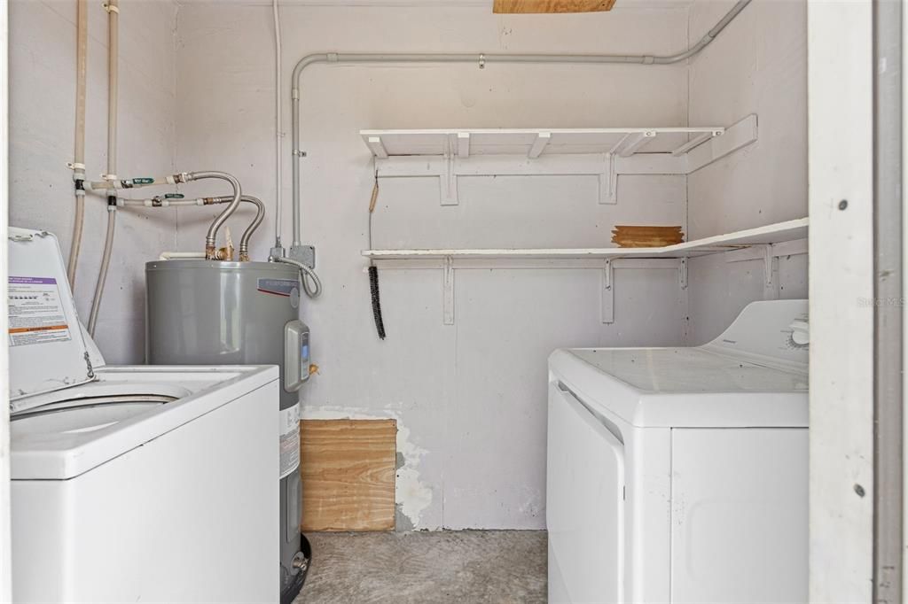 For Sale: $199,900 (3 beds, 1 baths, 1195 Square Feet)