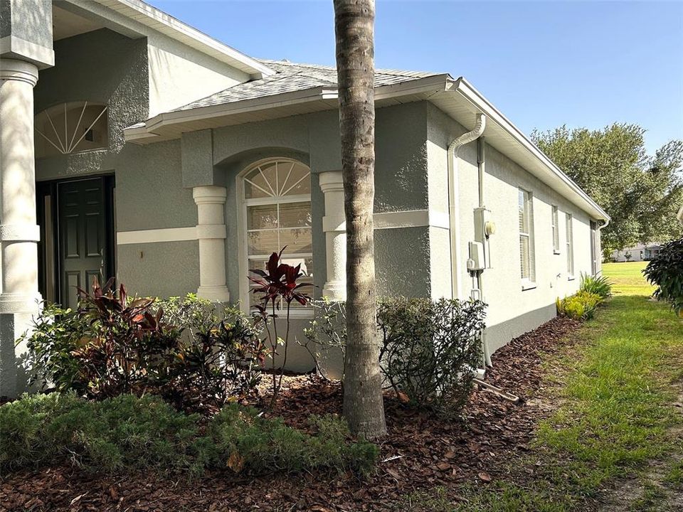 For Sale: $339,000 (3 beds, 2 baths, 2032 Square Feet)