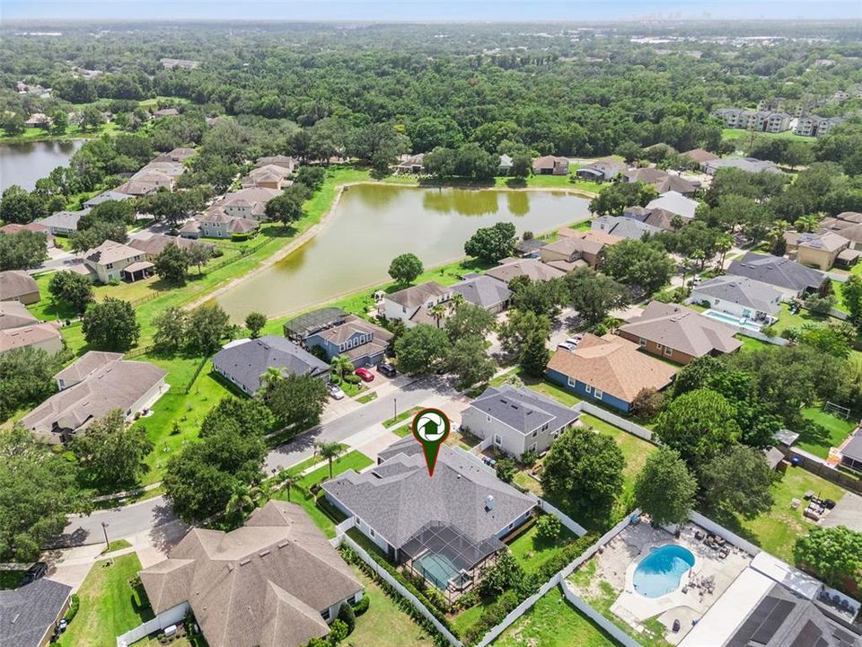 Activo con contrato: $768,000 (5 camas, 3 baños, 3075 Pies cuadrados)