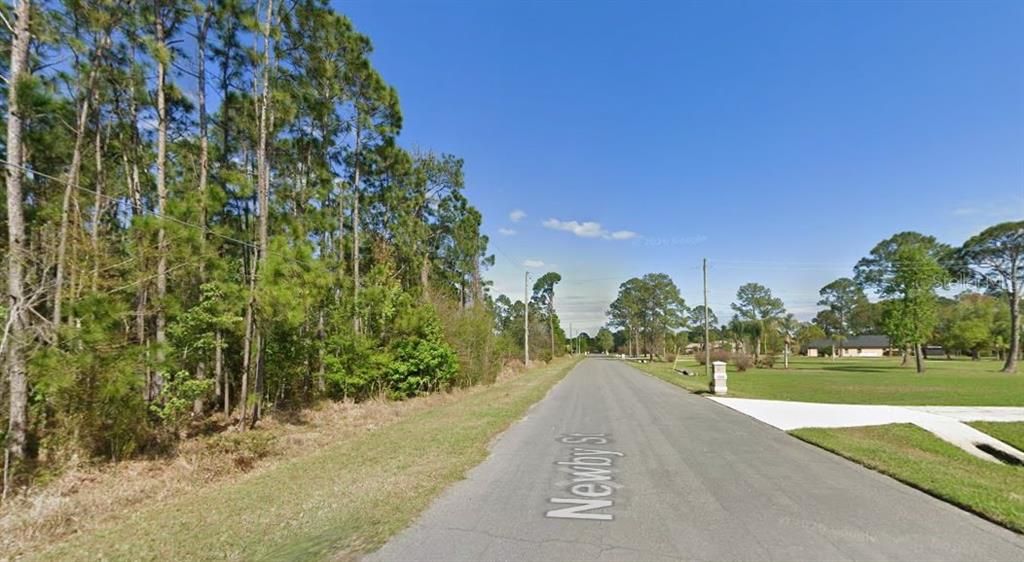 待售: $148,490 (2.31 acres)