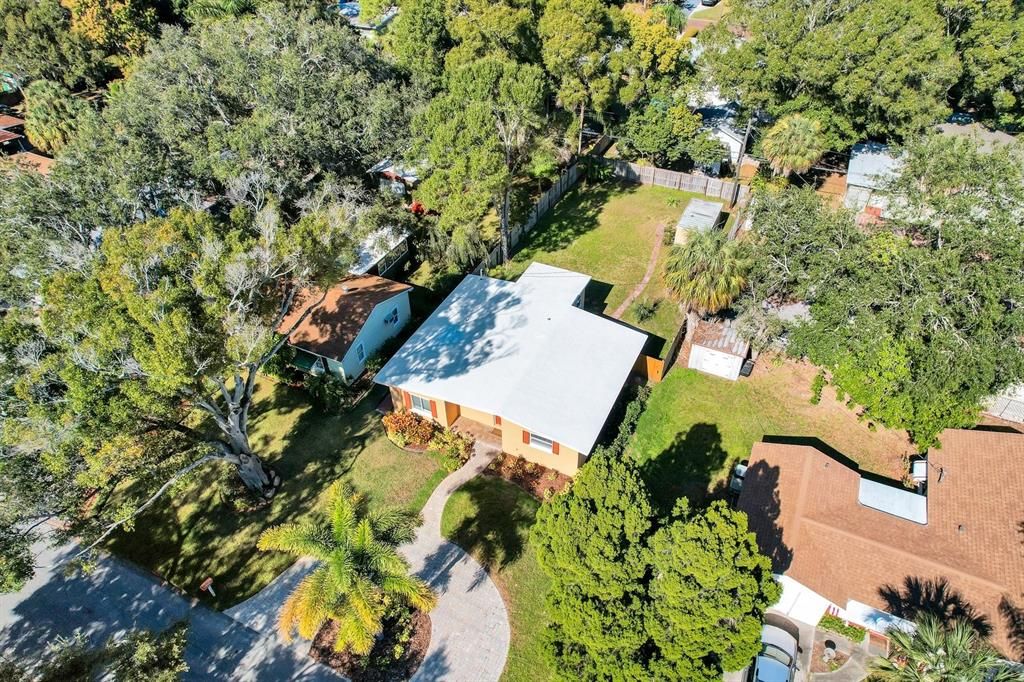For Rent: $2,750 (3 beds, 2 baths, 1300 Square Feet)