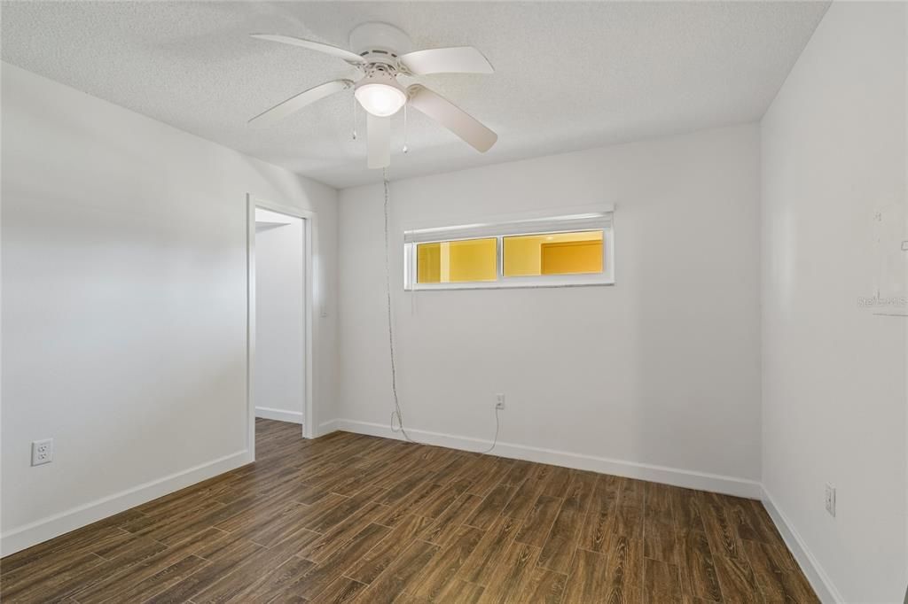 For Sale: $195,000 (2 beds, 2 baths, 1050 Square Feet)