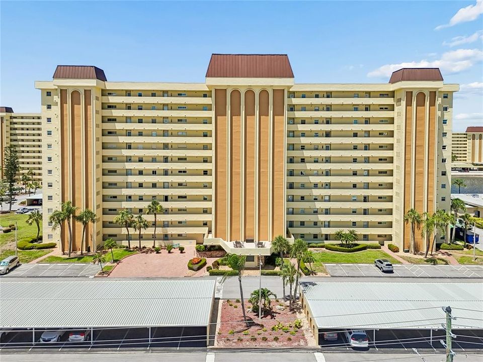 For Sale: $195,000 (2 beds, 2 baths, 1050 Square Feet)