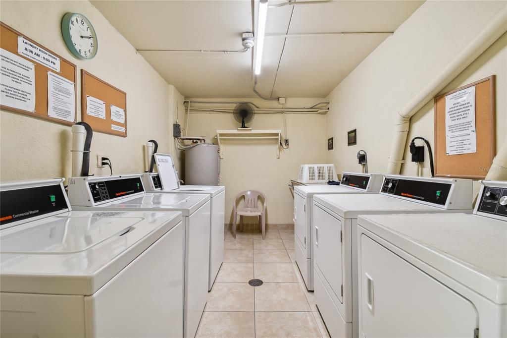 For Sale: $195,000 (2 beds, 2 baths, 1050 Square Feet)