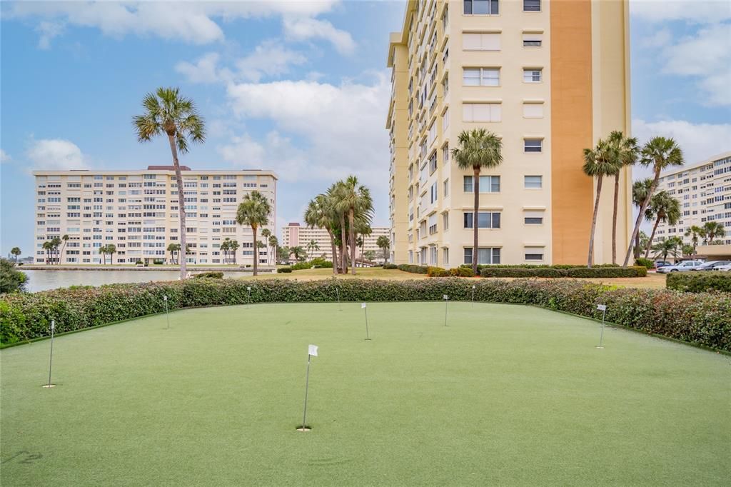 For Sale: $195,000 (2 beds, 2 baths, 1050 Square Feet)