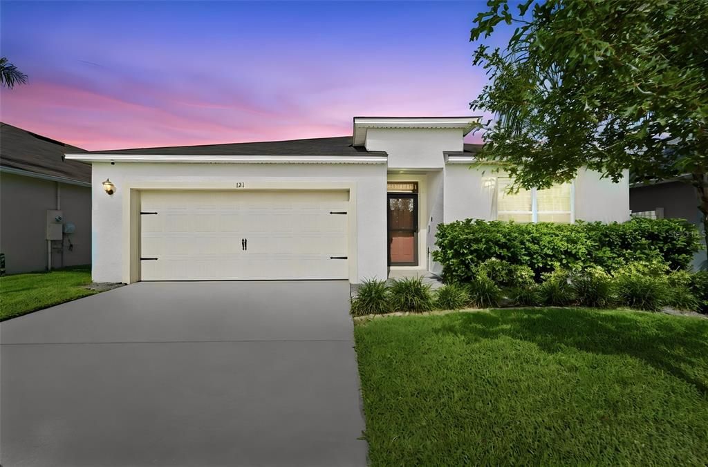 For Sale: $335,000 (4 beds, 2 baths, 1846 Square Feet)