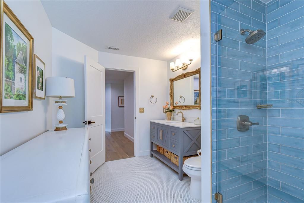 For Sale: $950,000 (5 beds, 3 baths, 3244 Square Feet)
