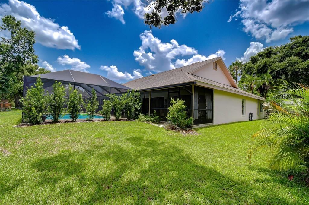 For Sale: $950,000 (5 beds, 3 baths, 3244 Square Feet)