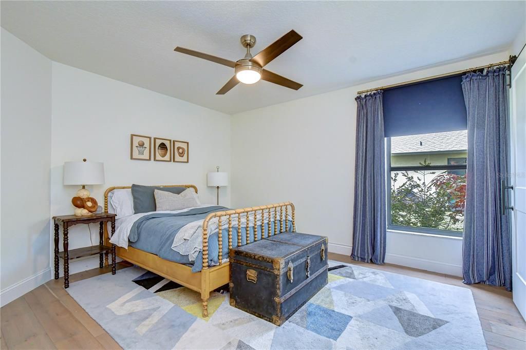 For Sale: $950,000 (5 beds, 3 baths, 3244 Square Feet)