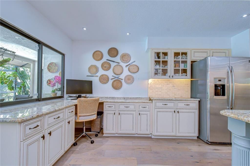 For Sale: $950,000 (5 beds, 3 baths, 3244 Square Feet)