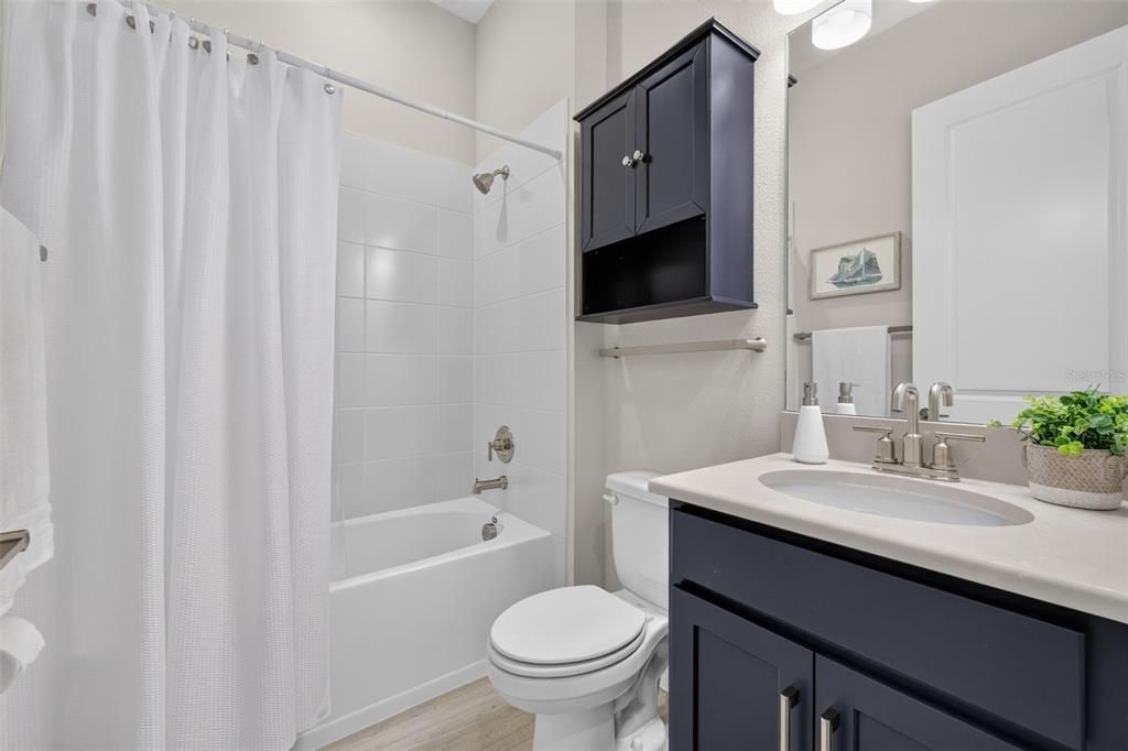 For Sale: $949,000 (3 beds, 3 baths, 2429 Square Feet)