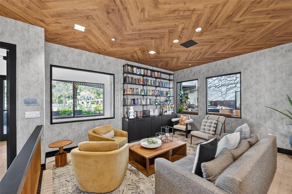 For Sale: $949,000 (3 beds, 3 baths, 2429 Square Feet)