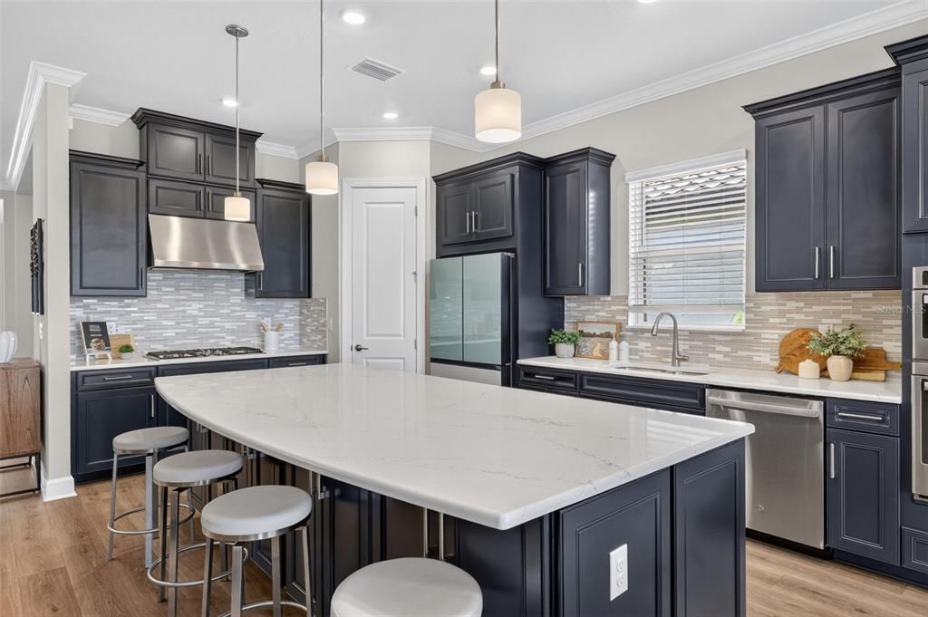 For Sale: $949,000 (3 beds, 3 baths, 2429 Square Feet)
