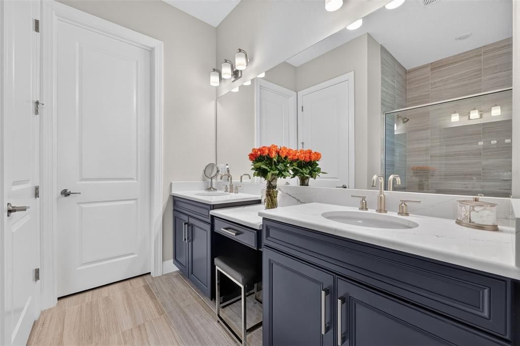 For Sale: $949,000 (3 beds, 3 baths, 2429 Square Feet)