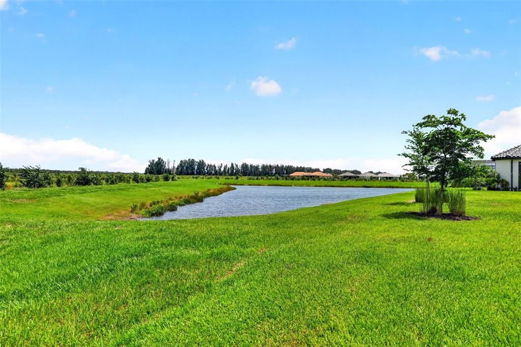 For Sale: $949,000 (3 beds, 3 baths, 2429 Square Feet)