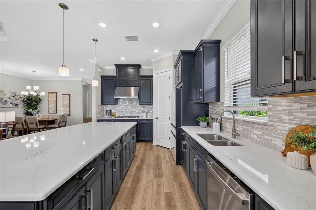For Sale: $949,000 (3 beds, 3 baths, 2429 Square Feet)