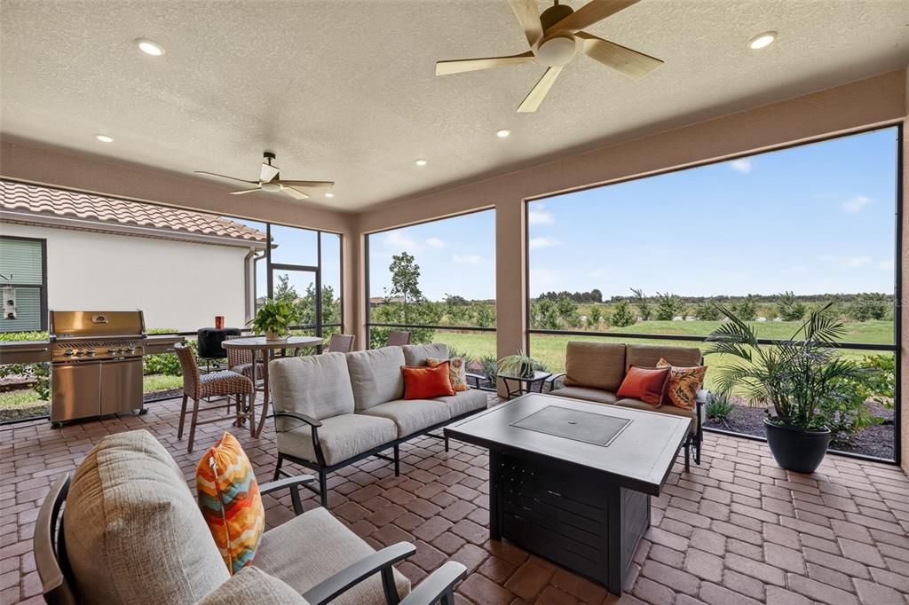 For Sale: $949,000 (3 beds, 3 baths, 2429 Square Feet)