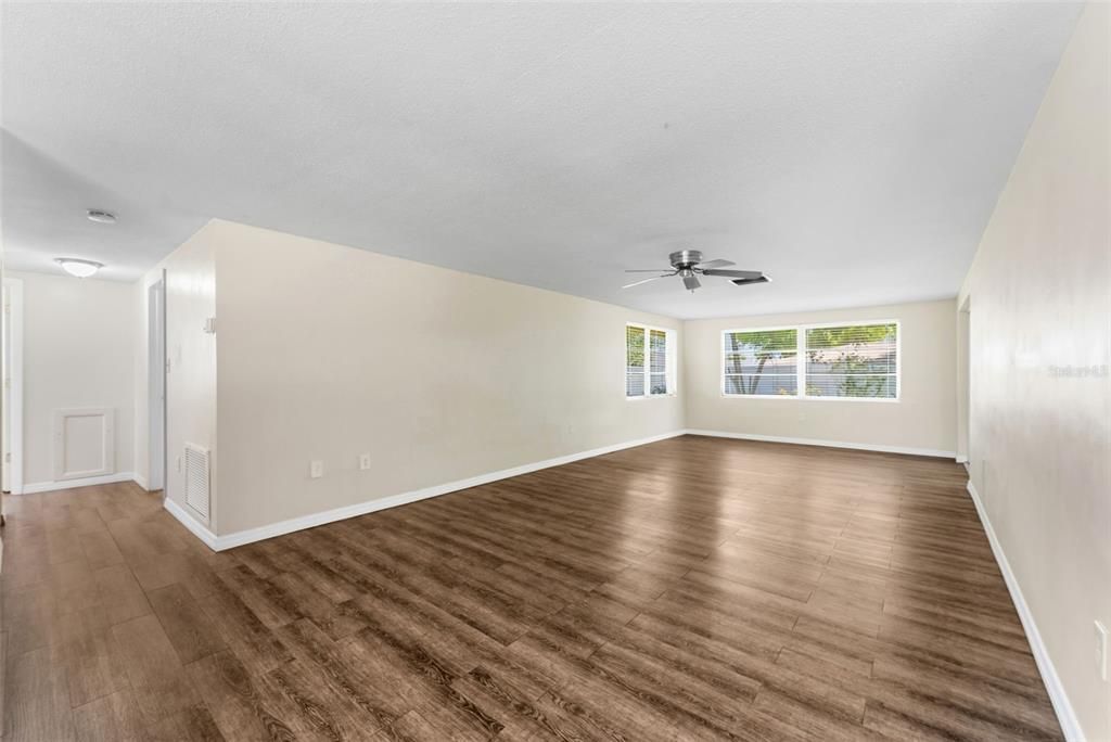 В аренду: $1,700 (2 спален, 2 ванн, 1277 Квадратных фут)