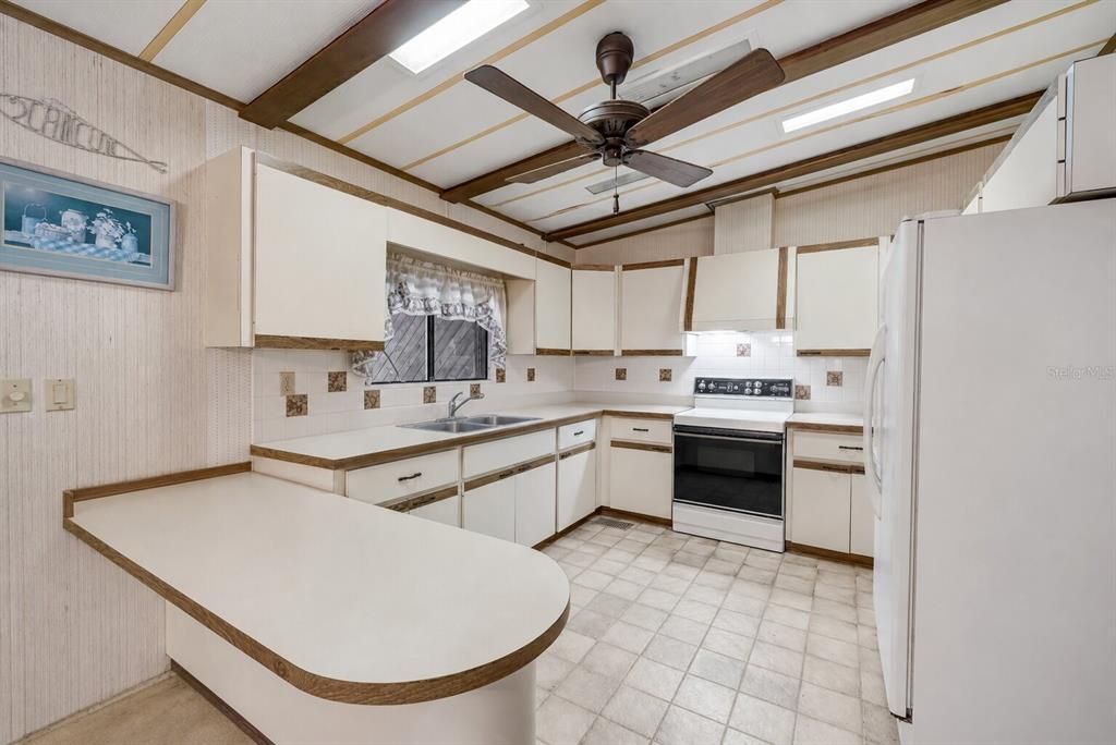 En Venta: $550,000 (2 camas, 2 baños, 1512 Pies cuadrados)