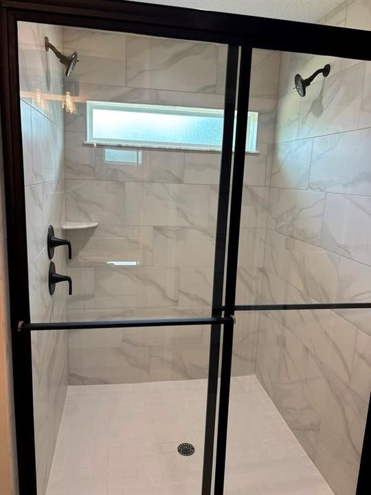 На продажу: $279,900 (3 спален, 2 ванн, 1662 Квадратных фут)