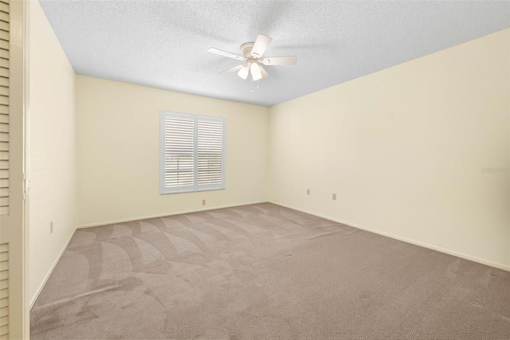 For Sale: $245,000 (2 beds, 2 baths, 1426 Square Feet)