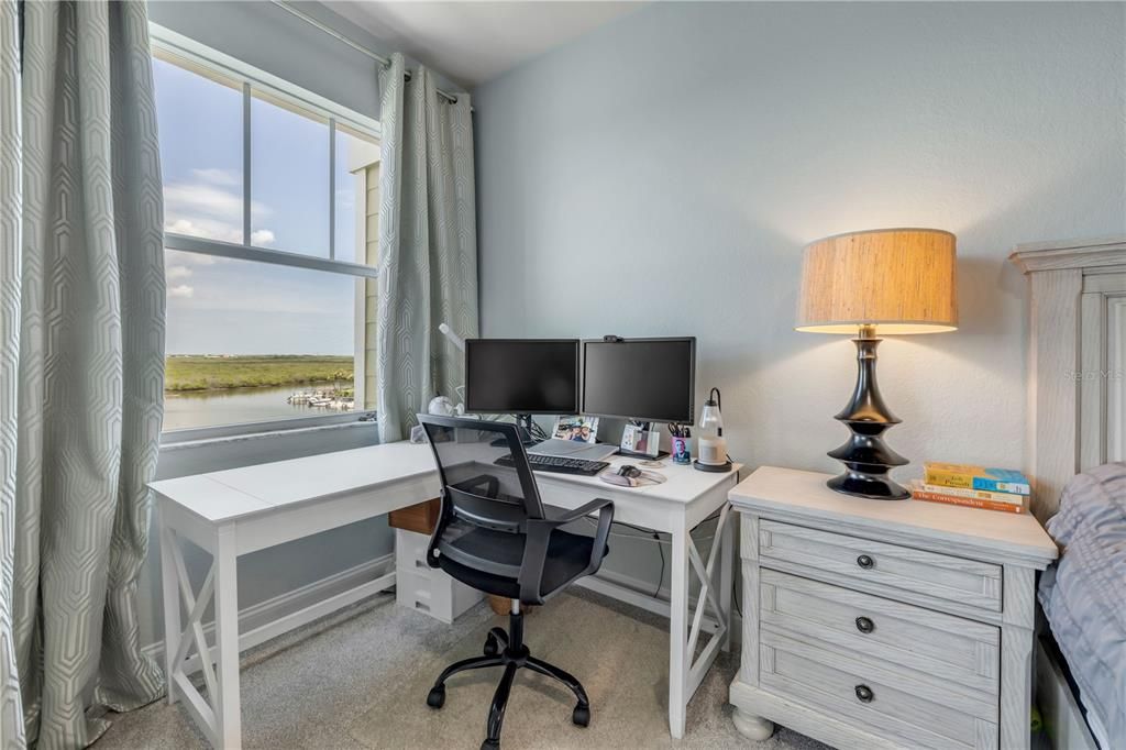 For Sale: $565,000 (2 beds, 2 baths, 1384 Square Feet)