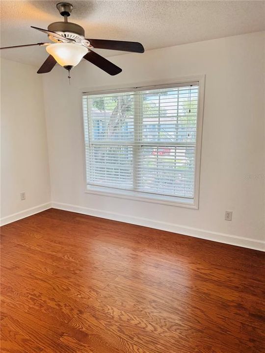 For Rent: $1,700 (2 beds, 2 baths, 870 Square Feet)