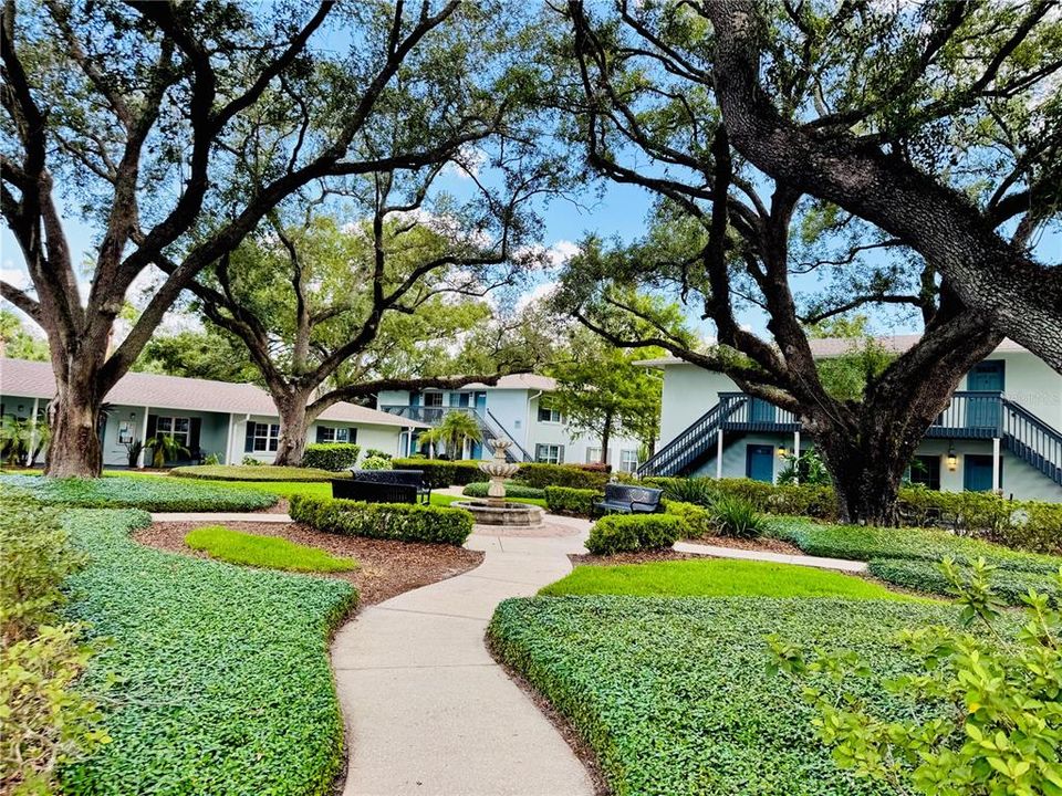 For Rent: $1,700 (2 beds, 2 baths, 870 Square Feet)
