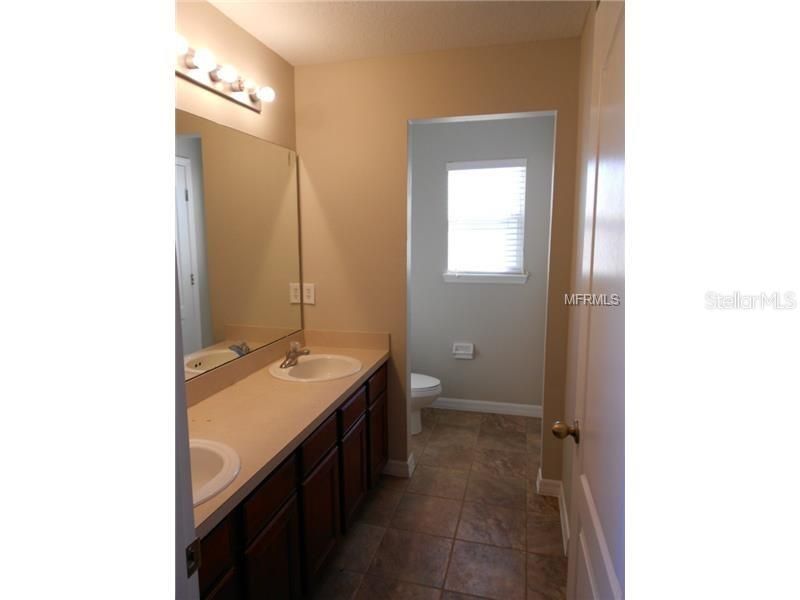 For Rent: $1,945 (3 beds, 2 baths, 1588 Square Feet)
