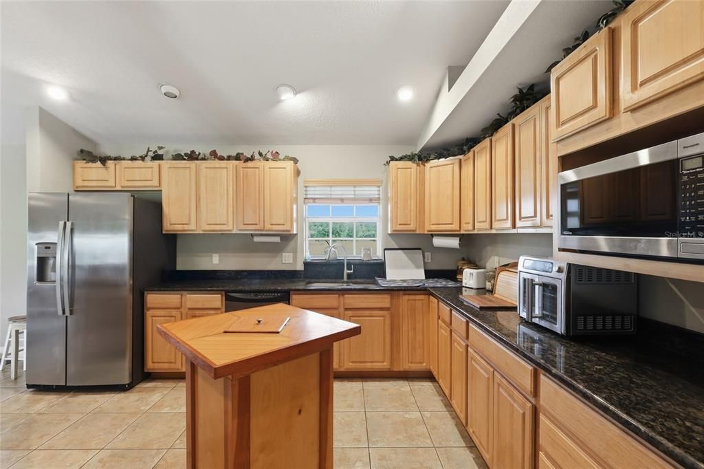 En Venta: $725,000 (3 camas, 2 baños, 1870 Pies cuadrados)