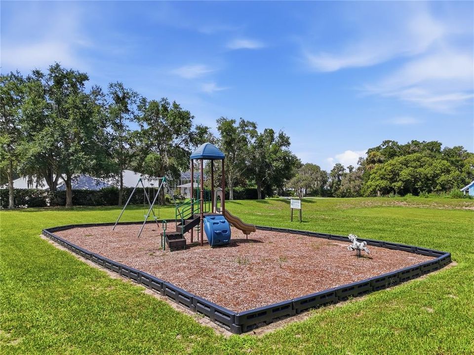 Activo con contrato: $539,900 (4 camas, 3 baños, 2160 Pies cuadrados)