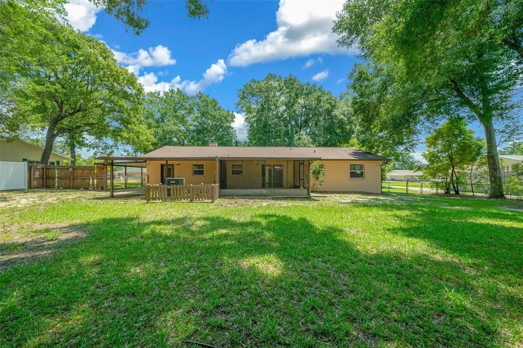 В аренду: $1,895 (3 спален, 2 ванн, 1385 Квадратных фут)