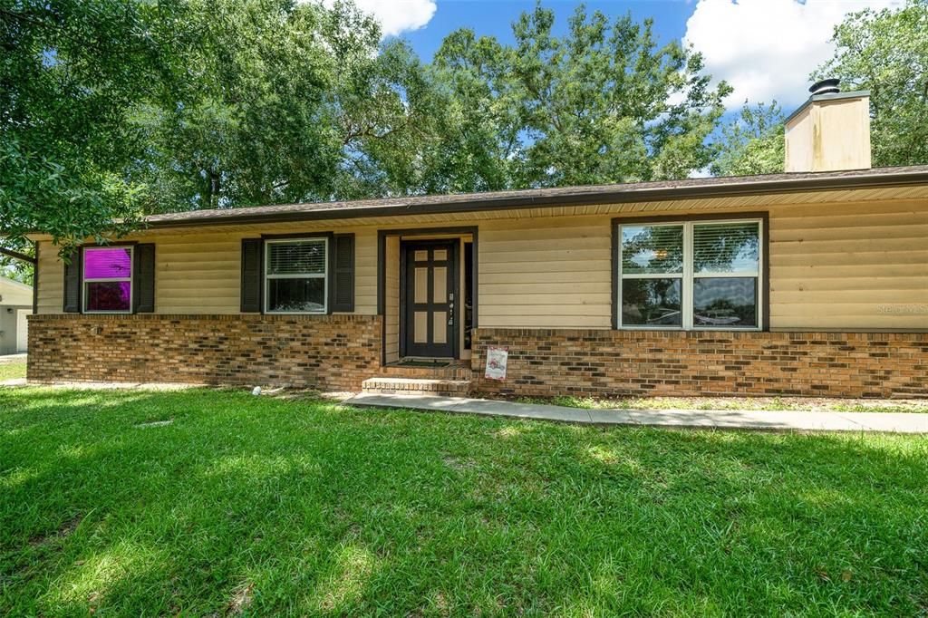 В аренду: $1,895 (3 спален, 2 ванн, 1385 Квадратных фут)
