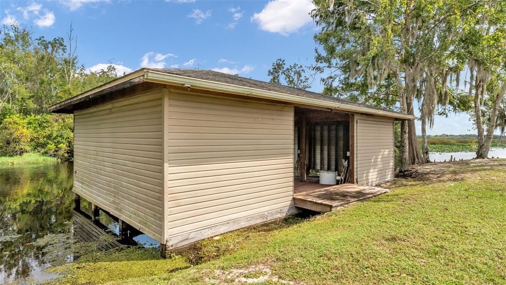 En Venta: $749,900 (3 camas, 2 baños, 2271 Pies cuadrados)