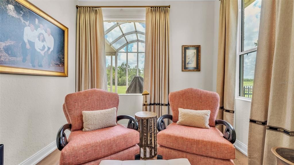 En Venta: $749,900 (3 camas, 2 baños, 2271 Pies cuadrados)