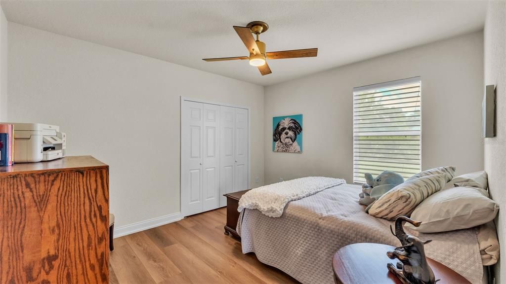 En Venta: $749,900 (3 camas, 2 baños, 2271 Pies cuadrados)