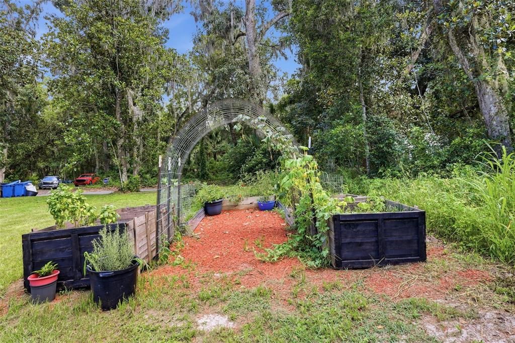 For Sale: $448,880 (3 beds, 2 baths, 1890 Square Feet)