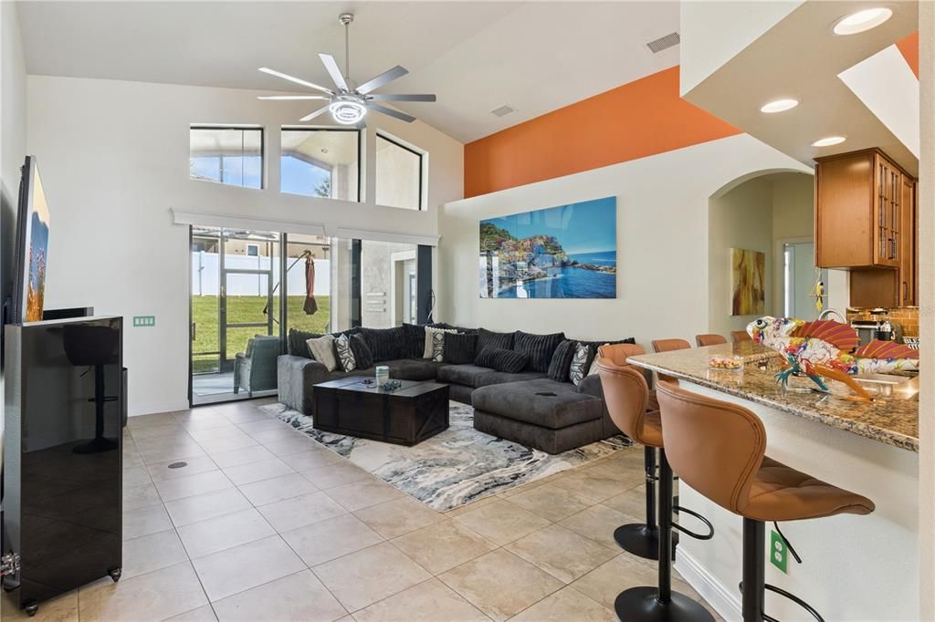 En Venta: $499,985 (4 camas, 3 baños, 2625 Pies cuadrados)