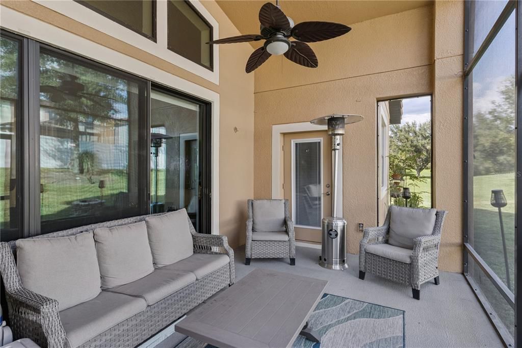 En Venta: $499,985 (4 camas, 3 baños, 2625 Pies cuadrados)