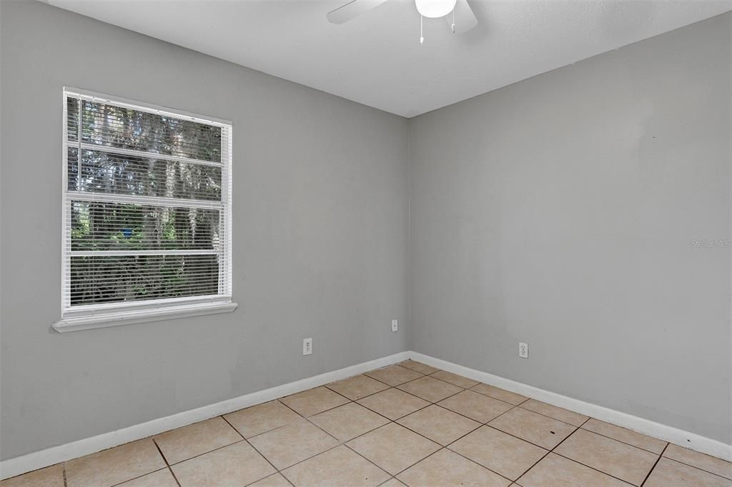 For Sale: $499,000 (8 beds, 0 baths, 3233 Square Feet)