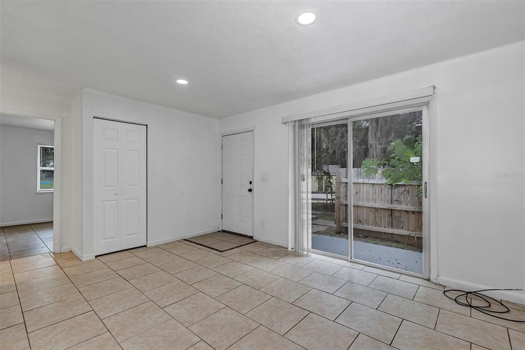 For Sale: $499,000 (8 beds, 0 baths, 3233 Square Feet)